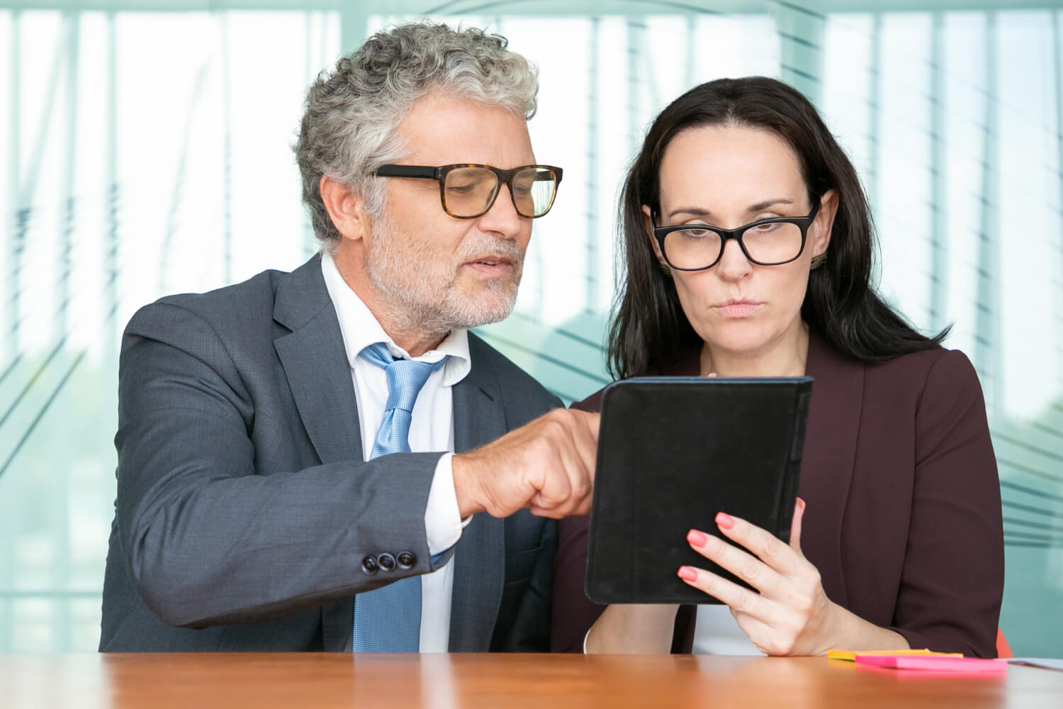 Online Notary Pros and Cons